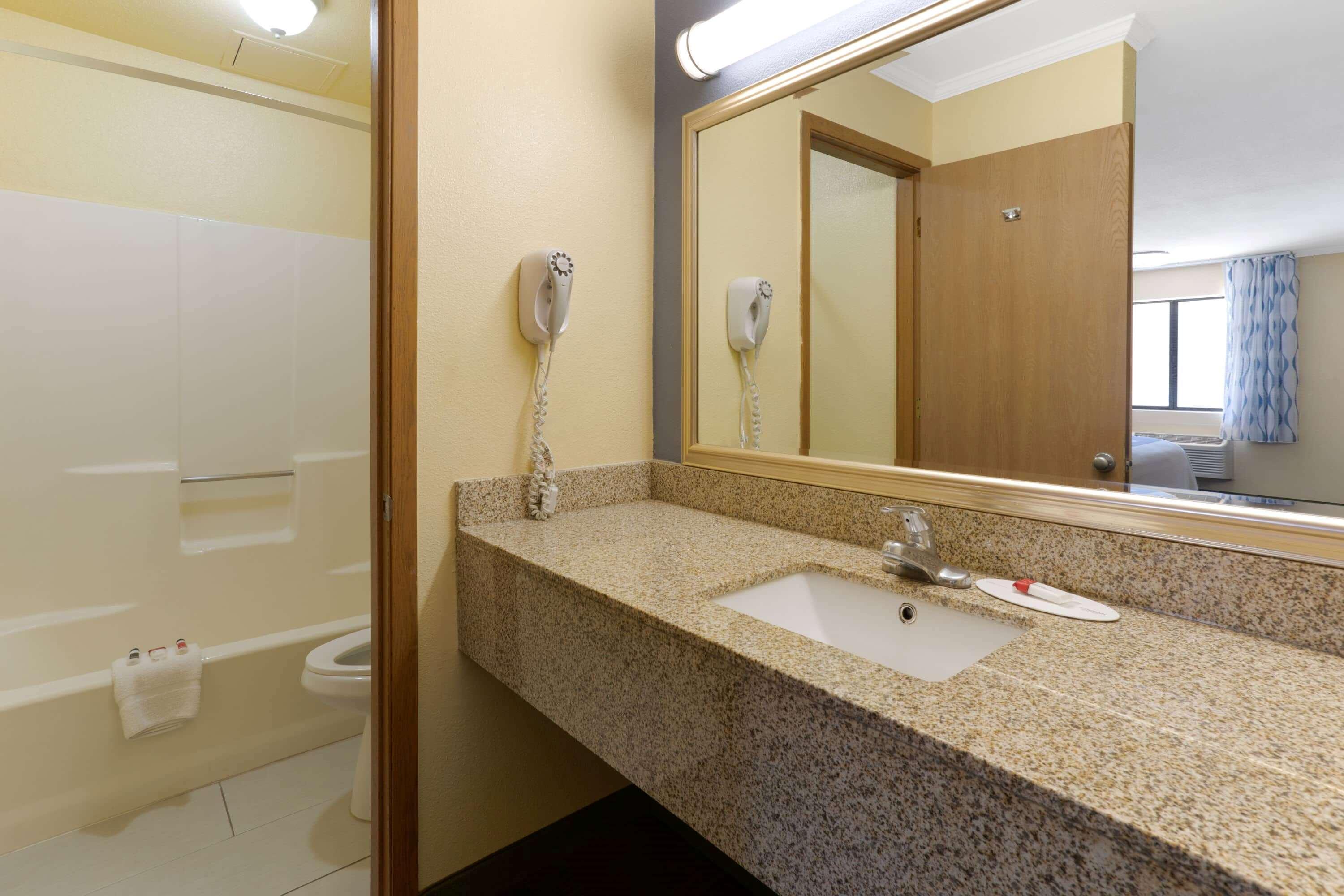 Days Inn By Wyndham Alamogordo White Sands Экстерьер фото